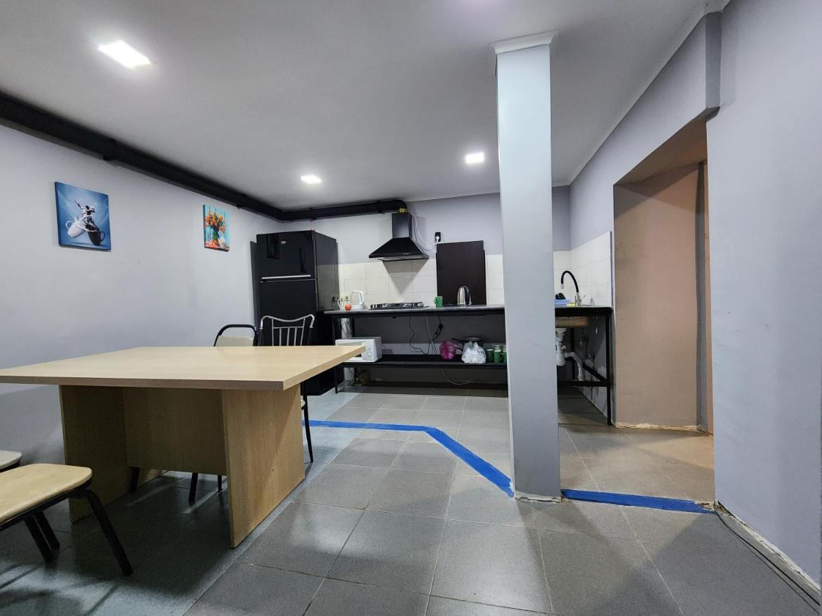 Gala Hostel Tbilisi Zewnętrze zdjęcie