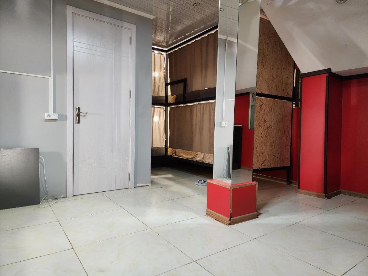 Gala Hostel Tbilisi Zewnętrze zdjęcie